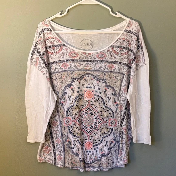 Lucky Brand Women's Intricate White and Blue Medallion 3/4 Sleeve Top Size XL - Picture 1 of 6